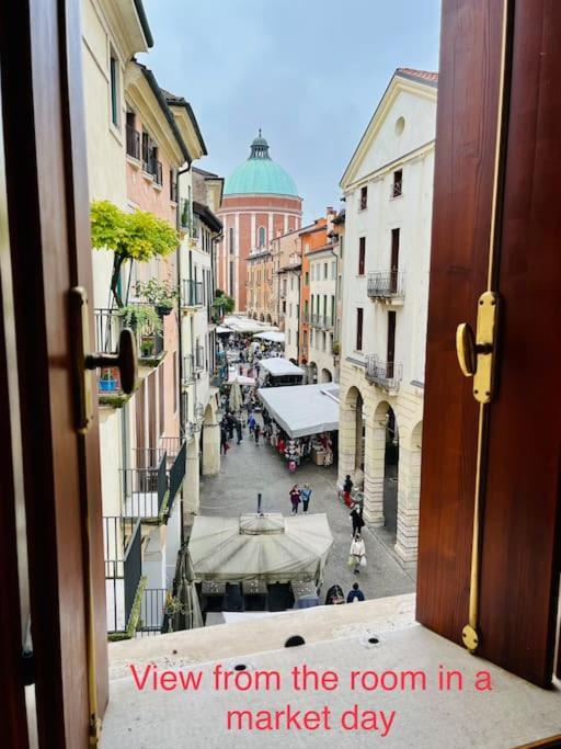 Il Duomo,150 Meters. Charm In Downtown Apartment Vicenza