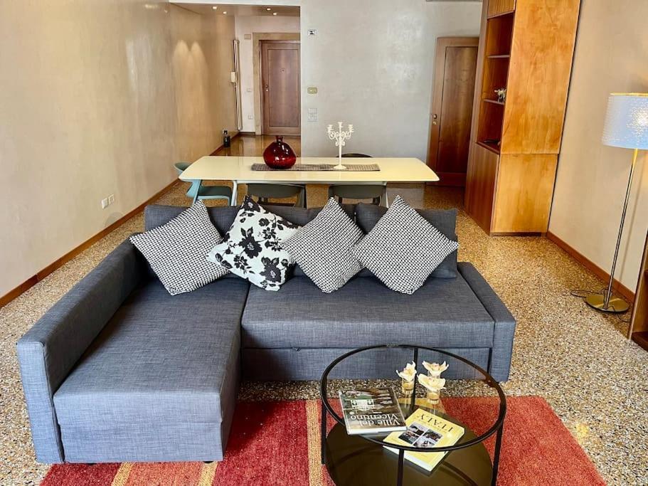 Apartment Il Duomo,150 Meters. Charm In Downtown *